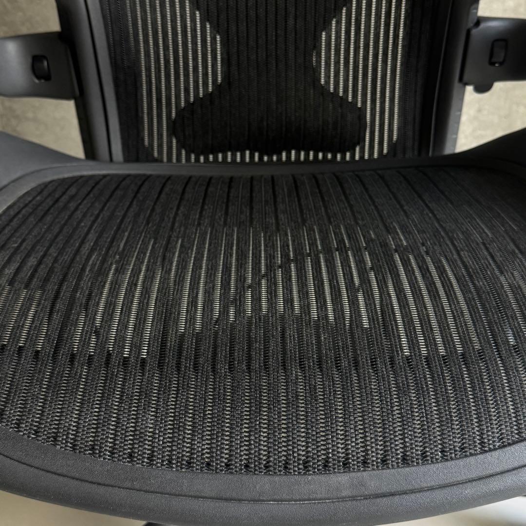 ハーマンミラー アーロンチェア クラシック Bサイズ