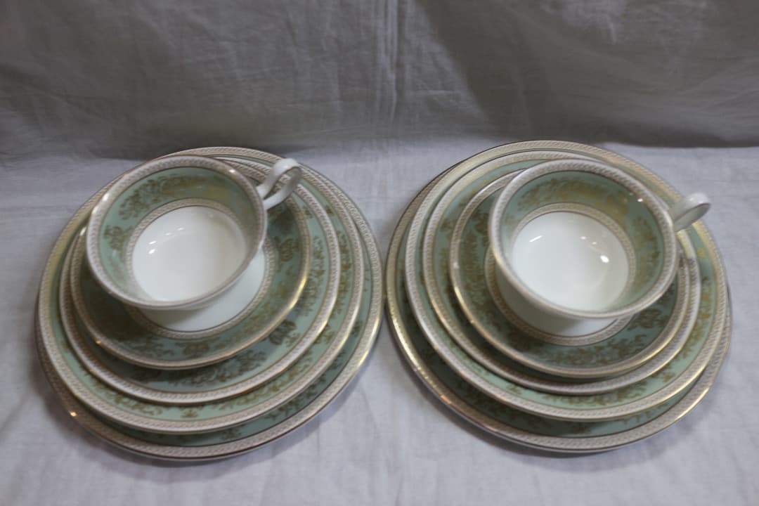 希少 ウェッジウッド コロンビア グリーン カップ&ソーサー2客/プレート6枚