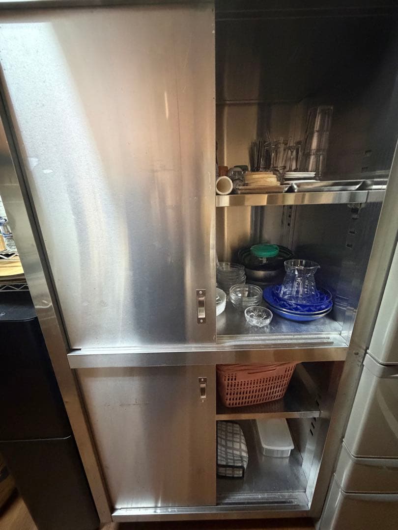 ステンレス棚　食器棚　業務用