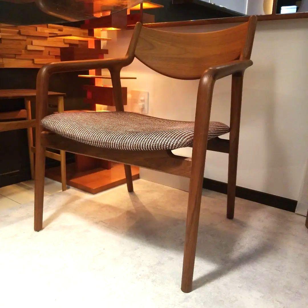 宮崎椅子　無垢ウォールナット　ぺぺラウンジチェア　オイル塗装