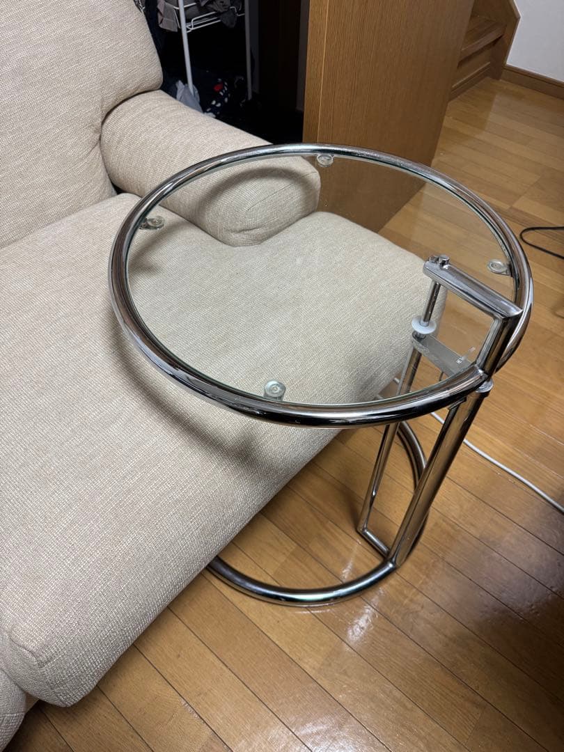 ClassiConクラシコンアジャスタブルテーブルアイリーン・グレイリプロダクト