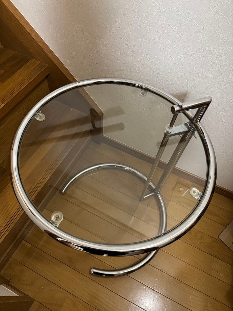 ClassiConクラシコンアジャスタブルテーブルアイリーン・グレイリプロダクト