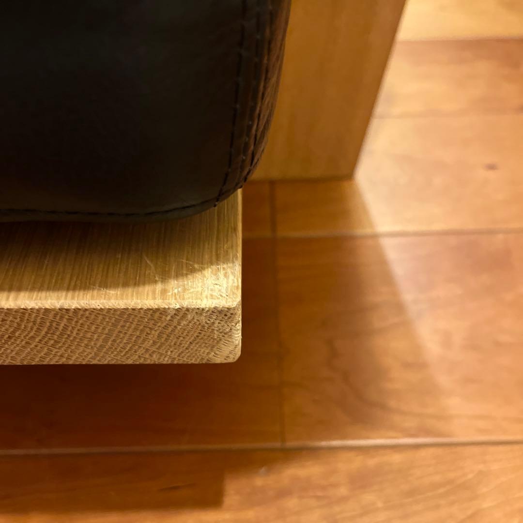 A*y様 マスターウォール　モアレス ソファ