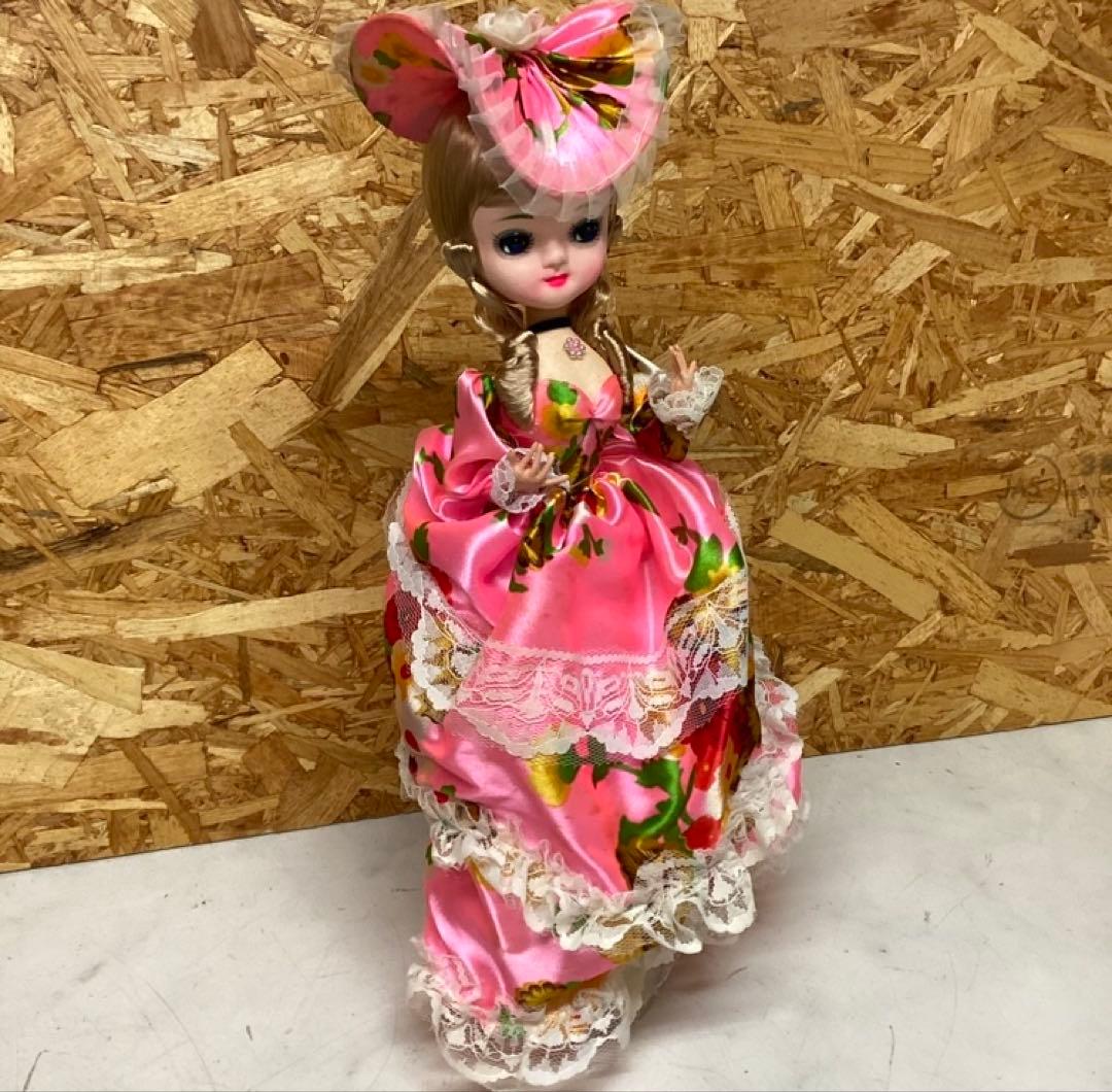 ファッションドール オルゴール付 可動良好 コレクション用(P13)