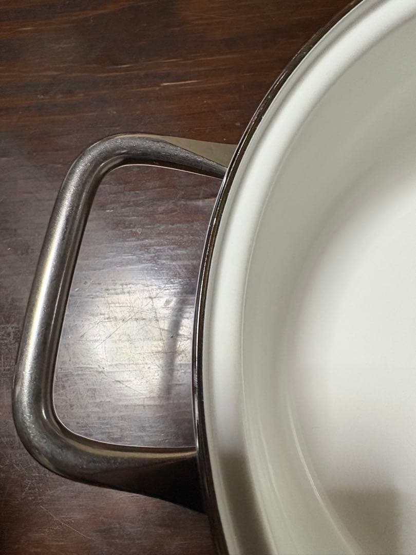 シリット　蓋付き片手鍋　シラルガン