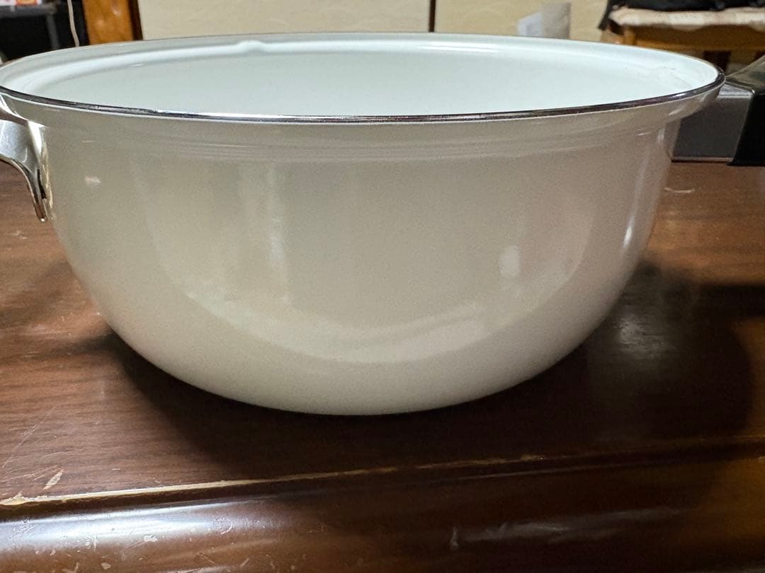 シリット　蓋付き片手鍋　シラルガン