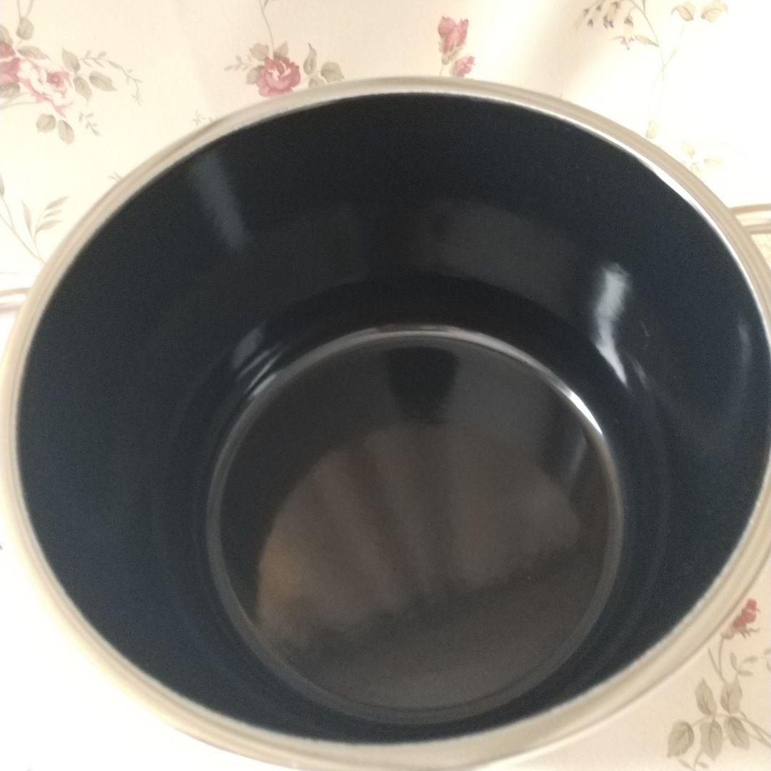 中古 シリット 両手鍋　ホワイト