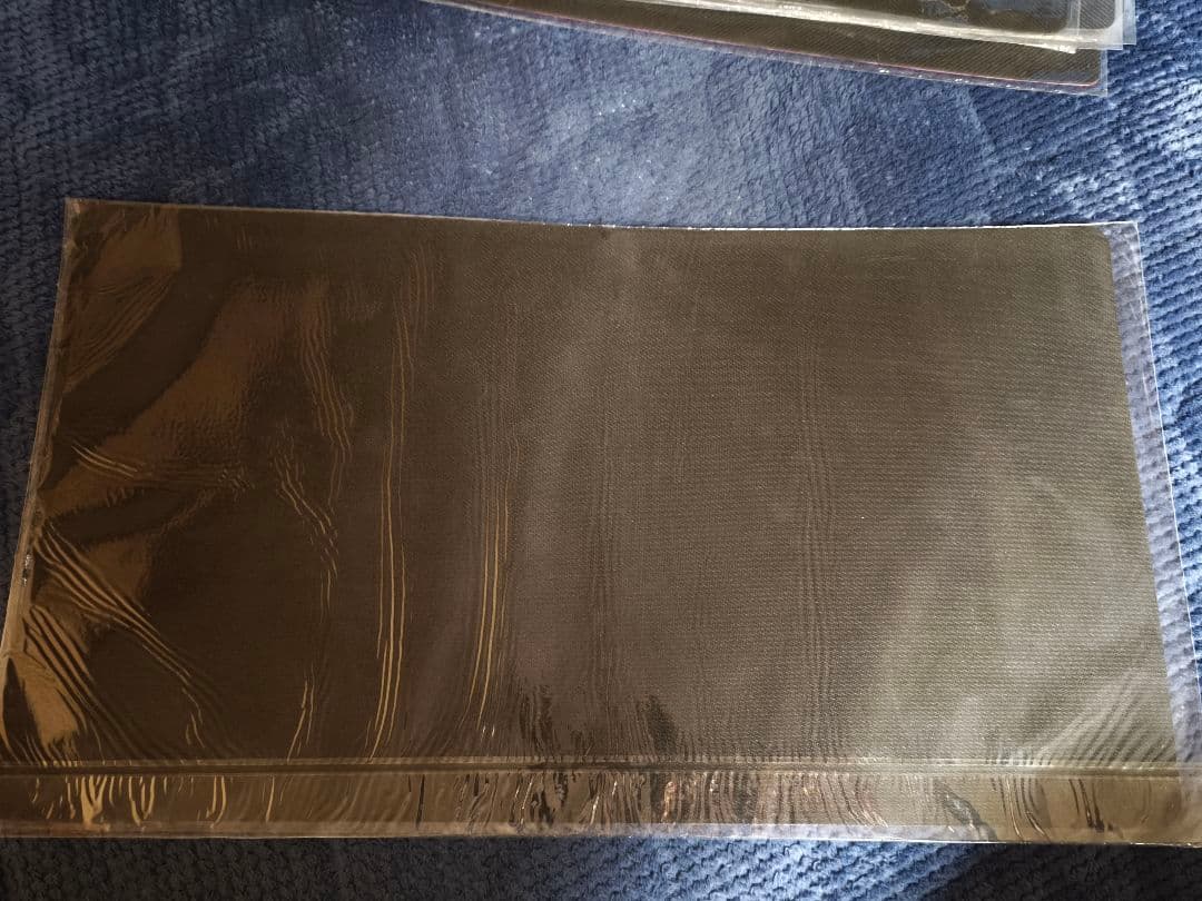 遊戯王 アジア版 城之内克也 真紅眼の黒刃竜 プレイマット 真紅眼の黒