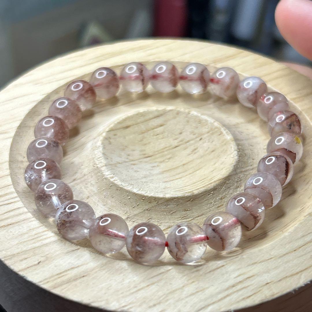 レッドファントム8m m エネルギー活性化赤富士」とも呼ばれ、縁起物としても人気