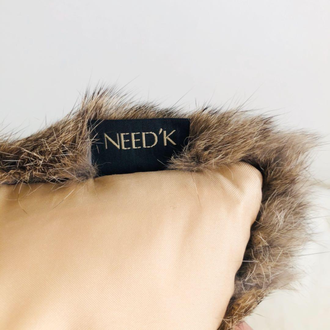 カウハイドクッション・牛皮・本革・毛・フェザークッション・送料込み