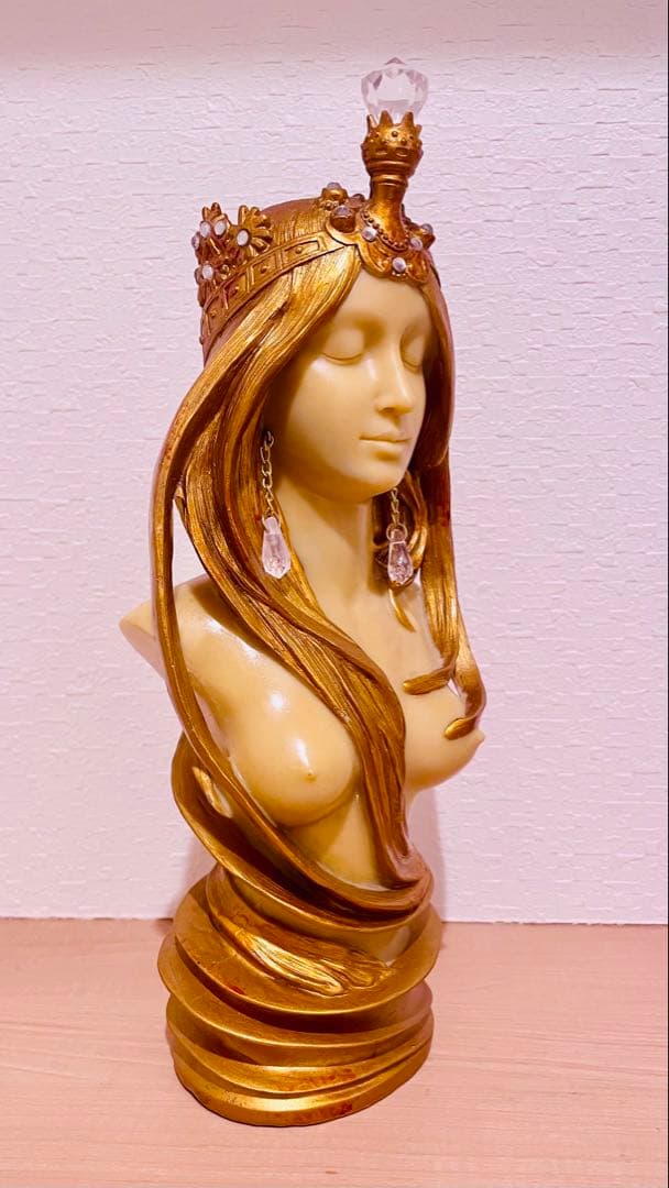 アールヌーボー調女性彫像　アルフォンス・ミュシャ作 「ラ・ナチュール」風