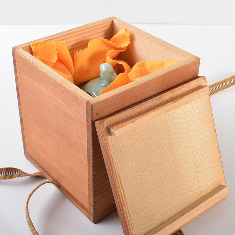 茶道具 板谷波山作 青磁 三足香爐 共布共箱 M R6770 - メルカリ