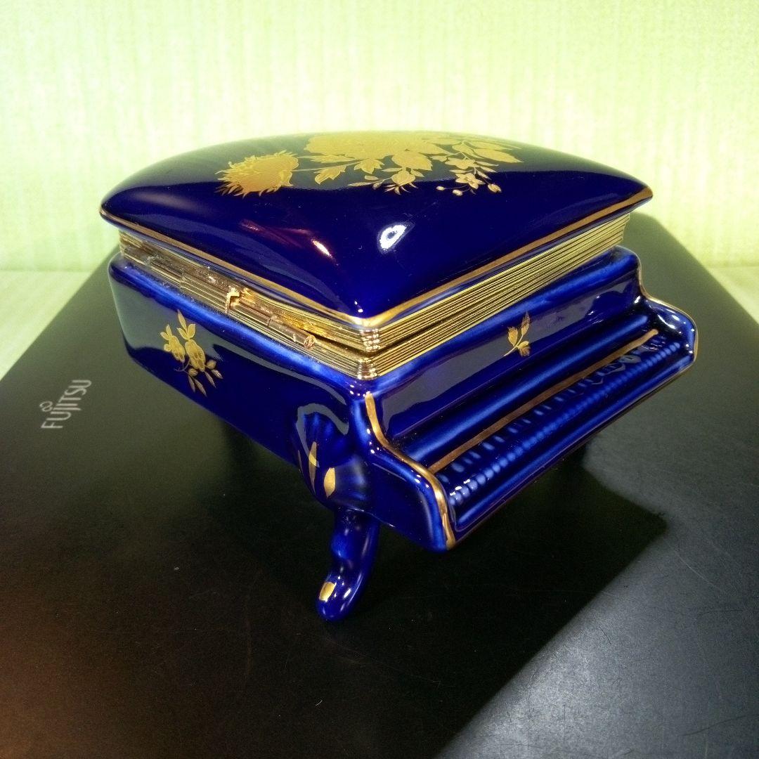 青いピアノ型オルゴール　花柄　KATO KOGEI　グリーンスリーブス　レア