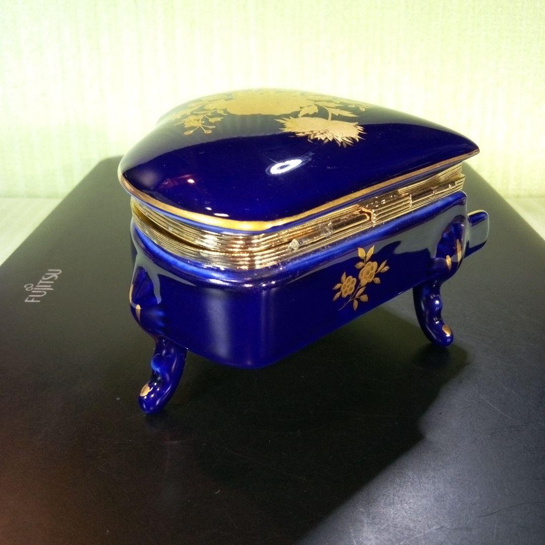 青いピアノ型オルゴール　花柄　KATO KOGEI　グリーンスリーブス　レア