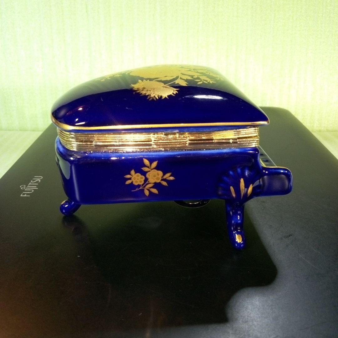 青いピアノ型オルゴール　花柄　KATO KOGEI　グリーンスリーブス　レア