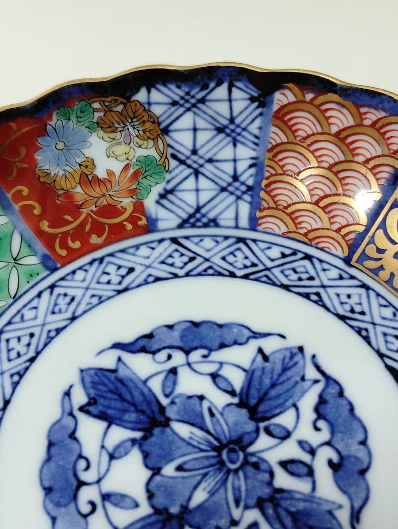 お正月　有田焼　龍峰窯　金彩古伊万里　祥瑞花丸紋　銘々皿　5枚