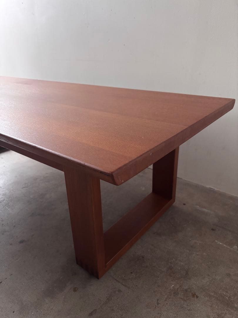 幅135㎝　タモ材のローテーブル　センターテーブル　天然木　無垢材