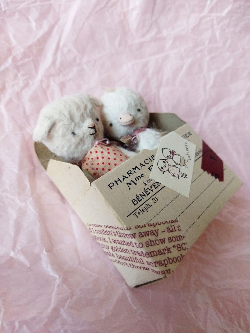 c*4様 【サイズにご注意を】アーティストベア　ミニチュアぬいぐるみ　yofug