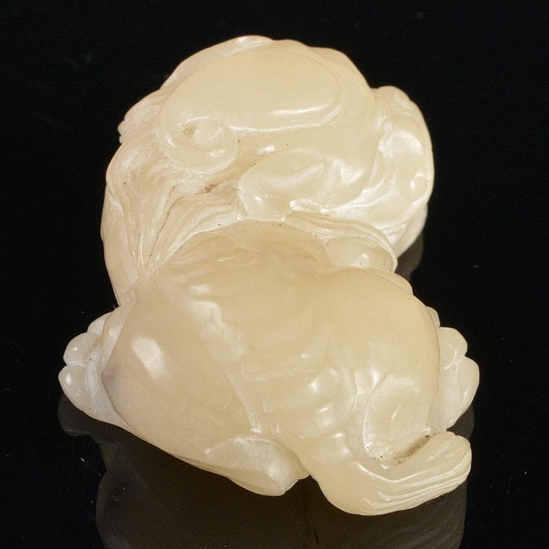 中国　玉石白玉彫刻　獅子　紙鎮　置物　C　R5388