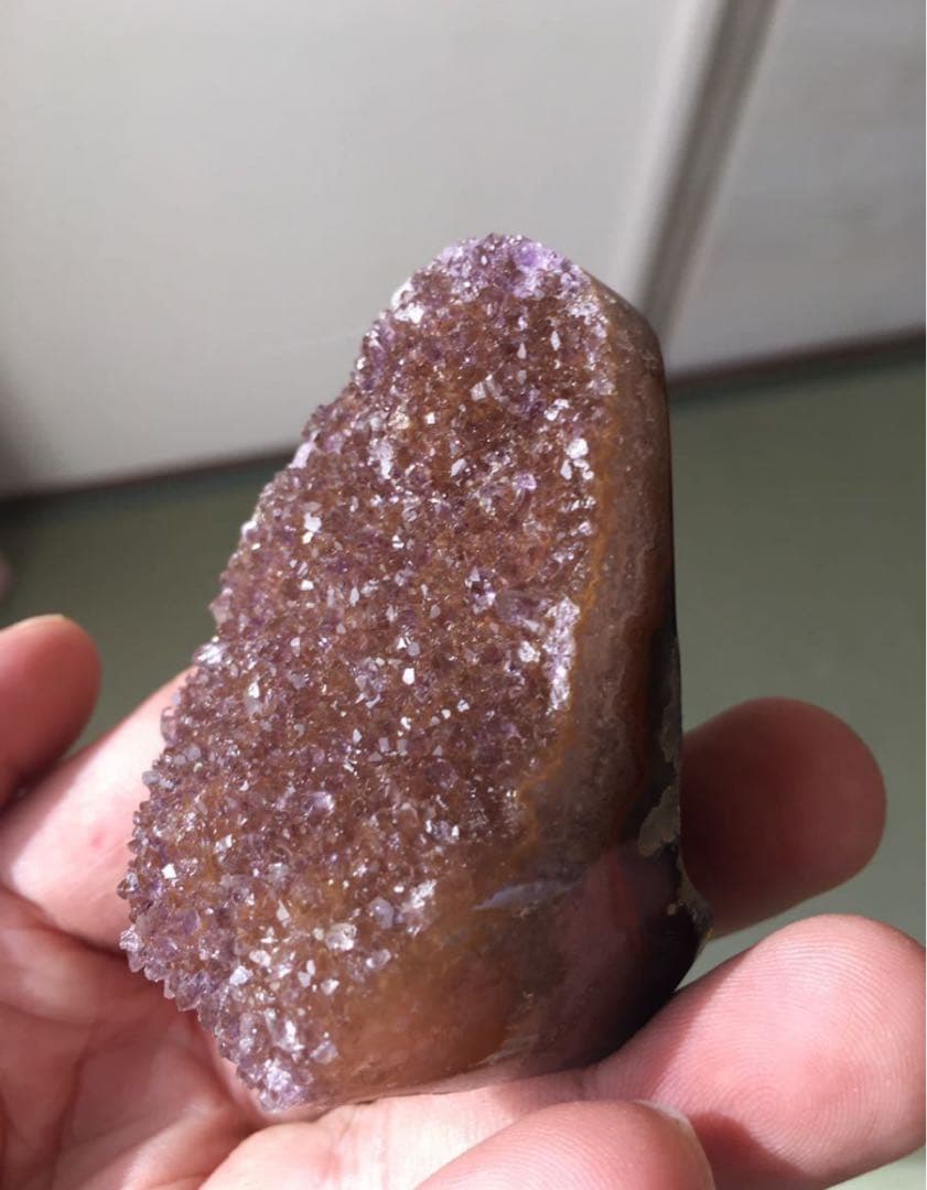 高品質アメジストドームミニクラスター　希少色　木製台座込　送料無料