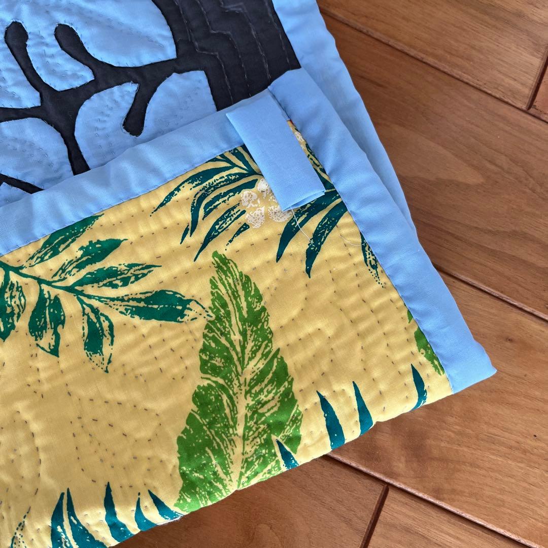 ハワイアンキルトタペストリー　（手縫い）