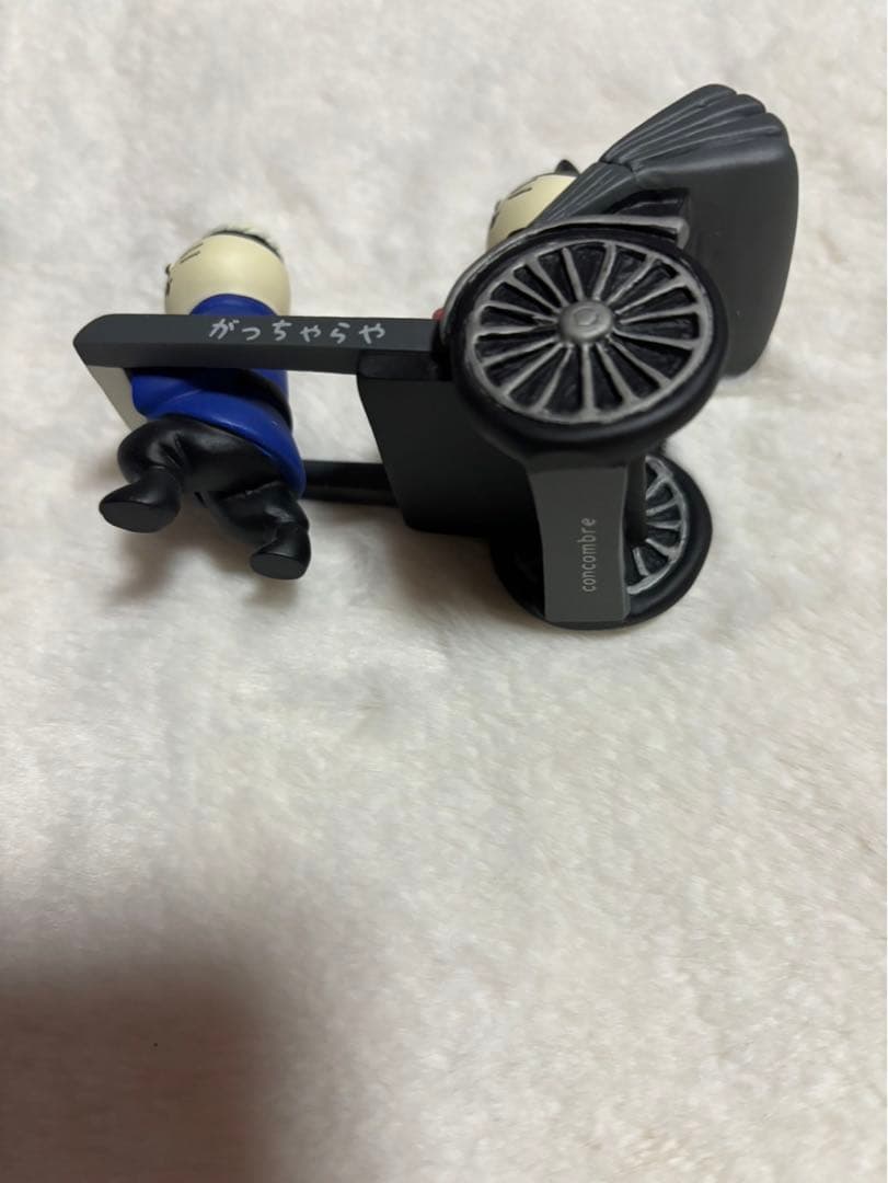 デコレ コンコンブル 人力車猫 ソラマチ