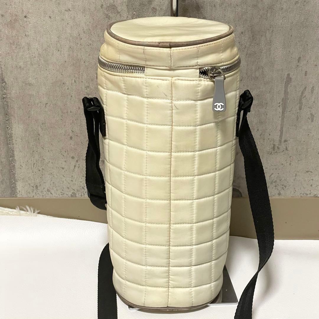 CHANEL ペットボトル入れ ボトルホルダー ココマーク CC アイボリー