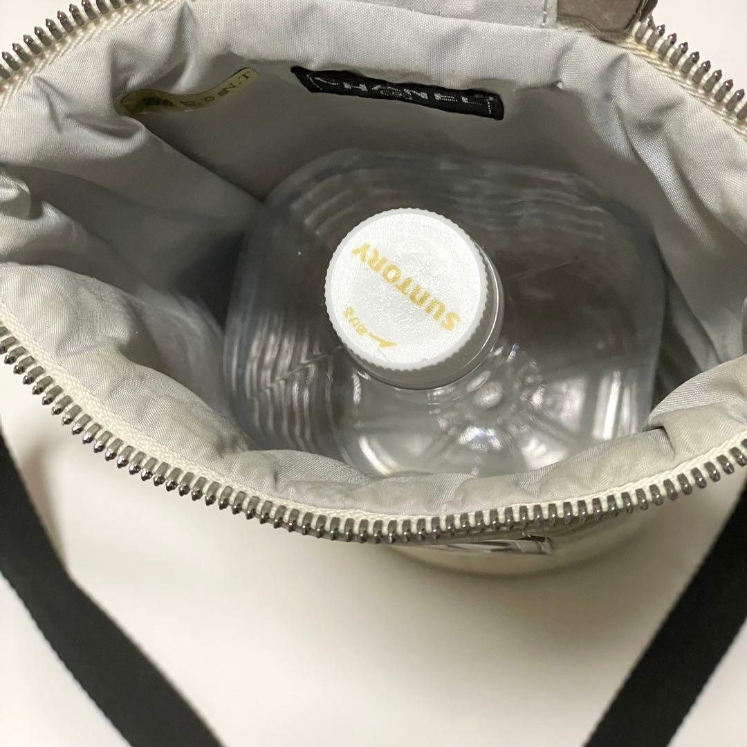 CHANEL ペットボトル入れ ボトルホルダー ココマーク CC アイボリー