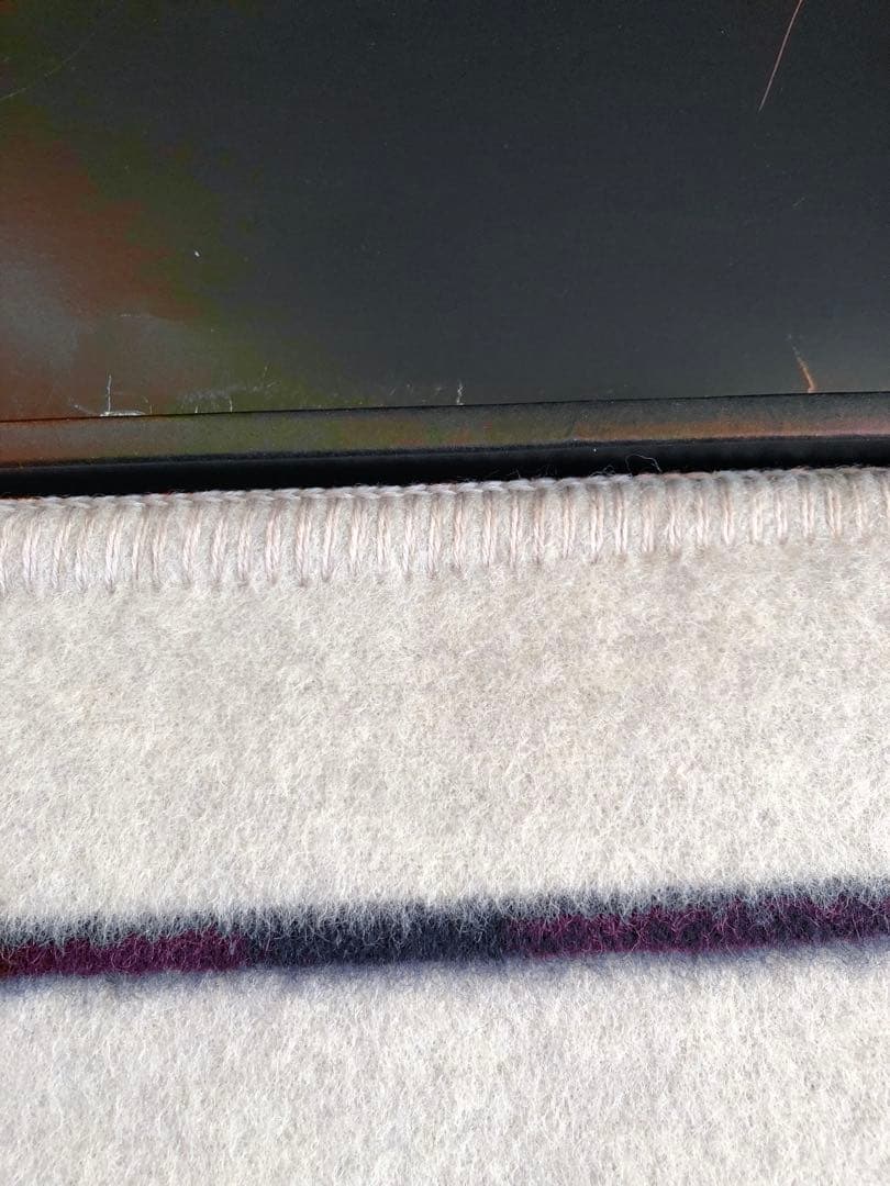 BURBERRY ウール毛布 140cm x 200cm 未使用品