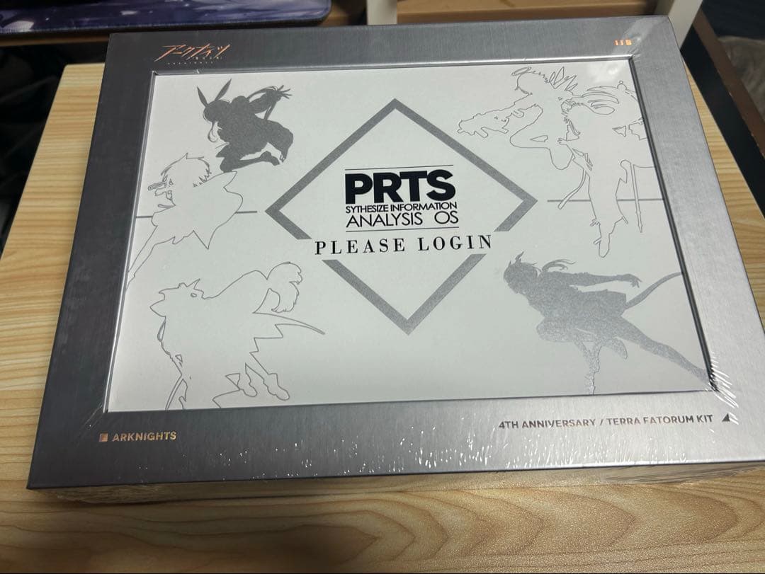 アークナイツ アニバーサリー BOX 設定資料集 他グッズまとめ - メルカリ
