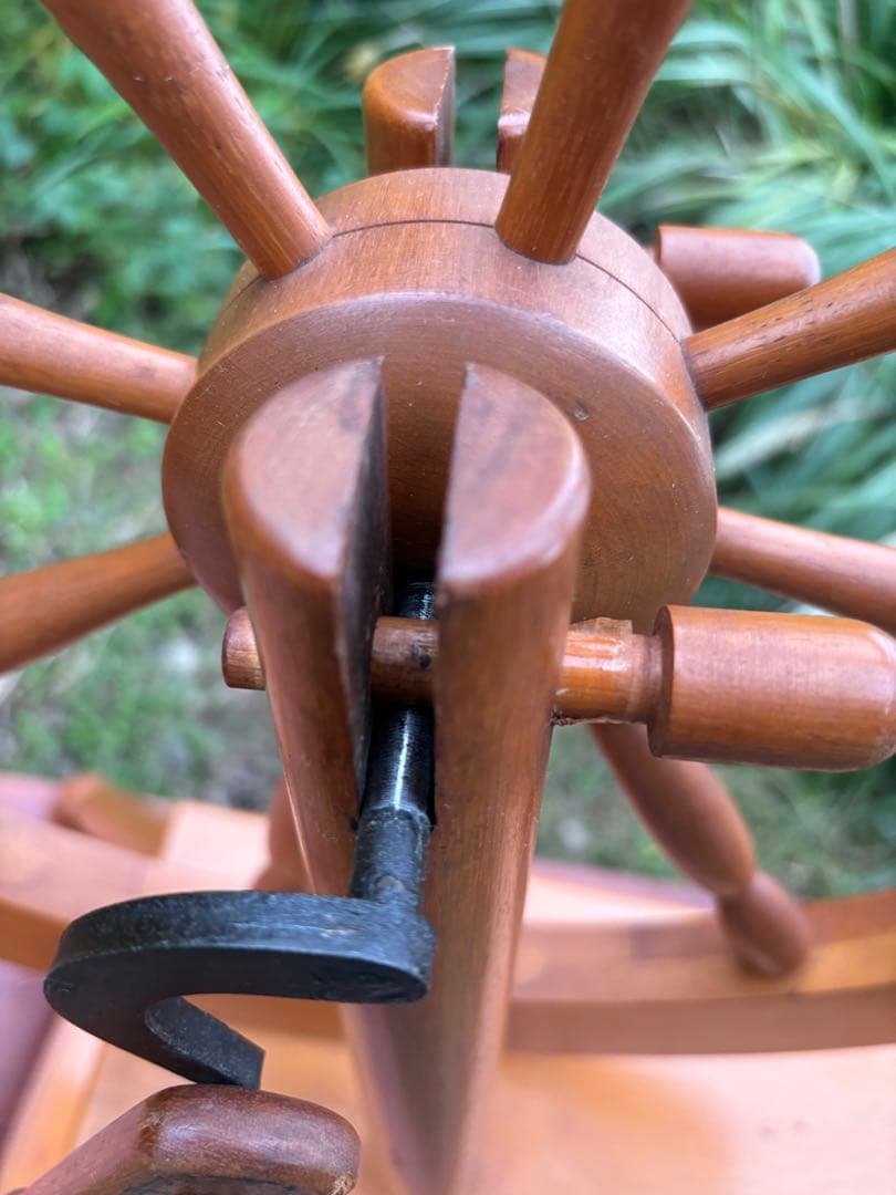 東京手織機　紡ぎ機　紡ぎ車2