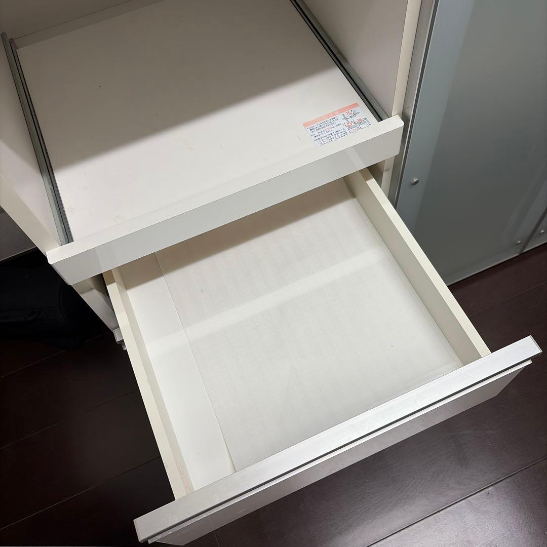 ホワイト ガラス扉 食器棚 引き出し2段