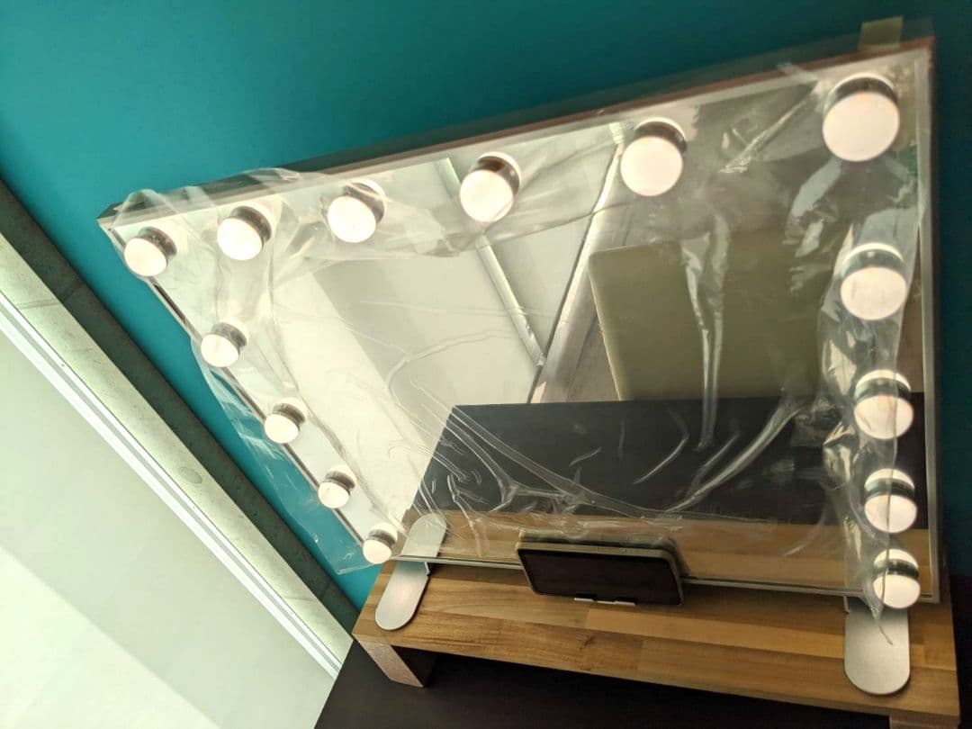 女優ミラー 　ハリウッドミラー　卓上鏡 　壁掛け鏡　USBポート付き