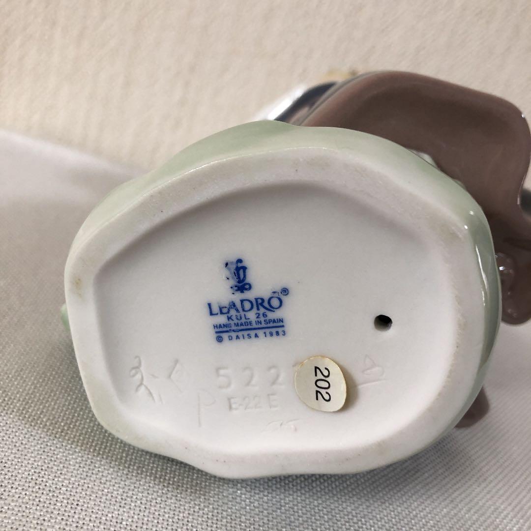 リャドロの人形