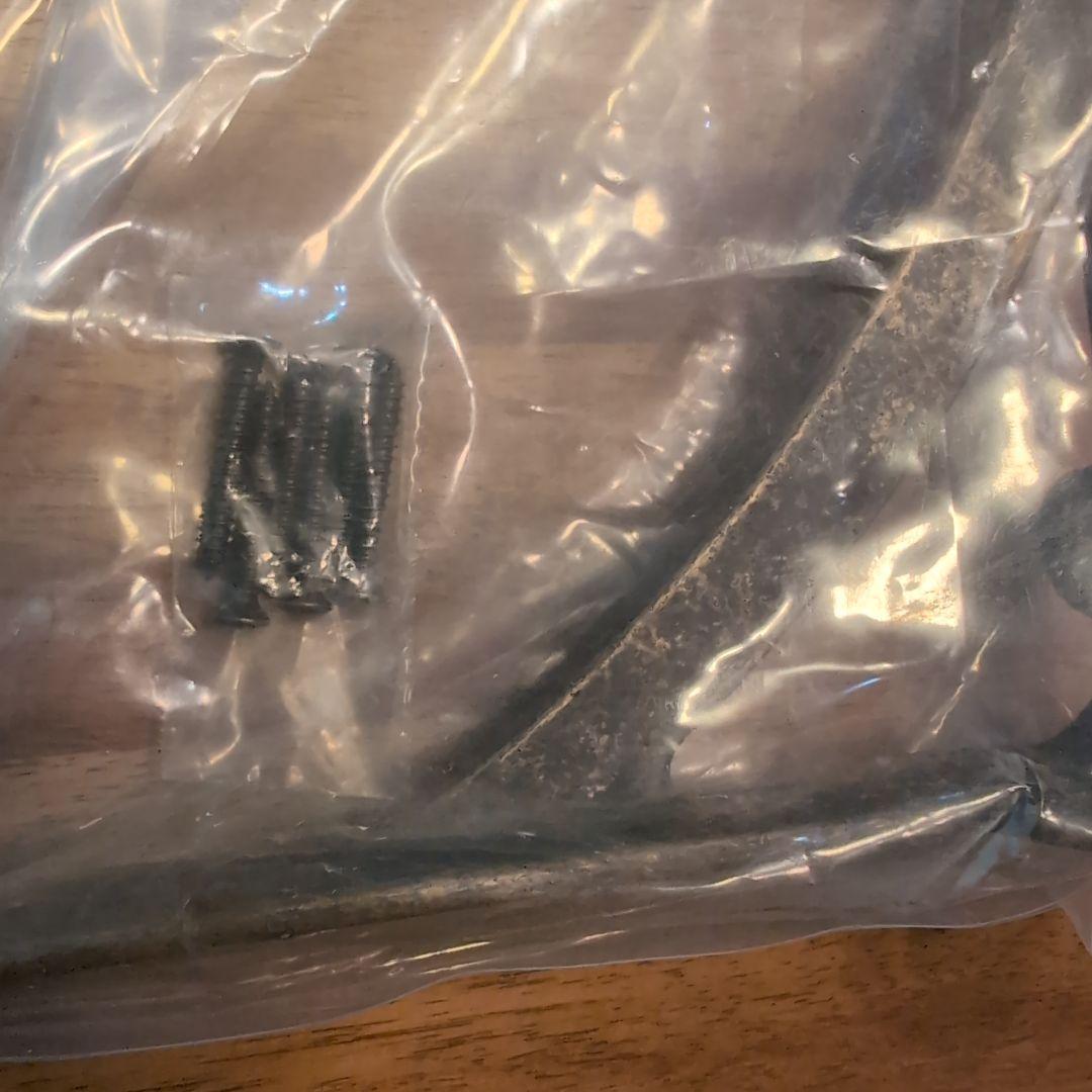 新品・未使用　ゴーリキアイランド　アングル 620708 シェルフ　真鍮　棚受け