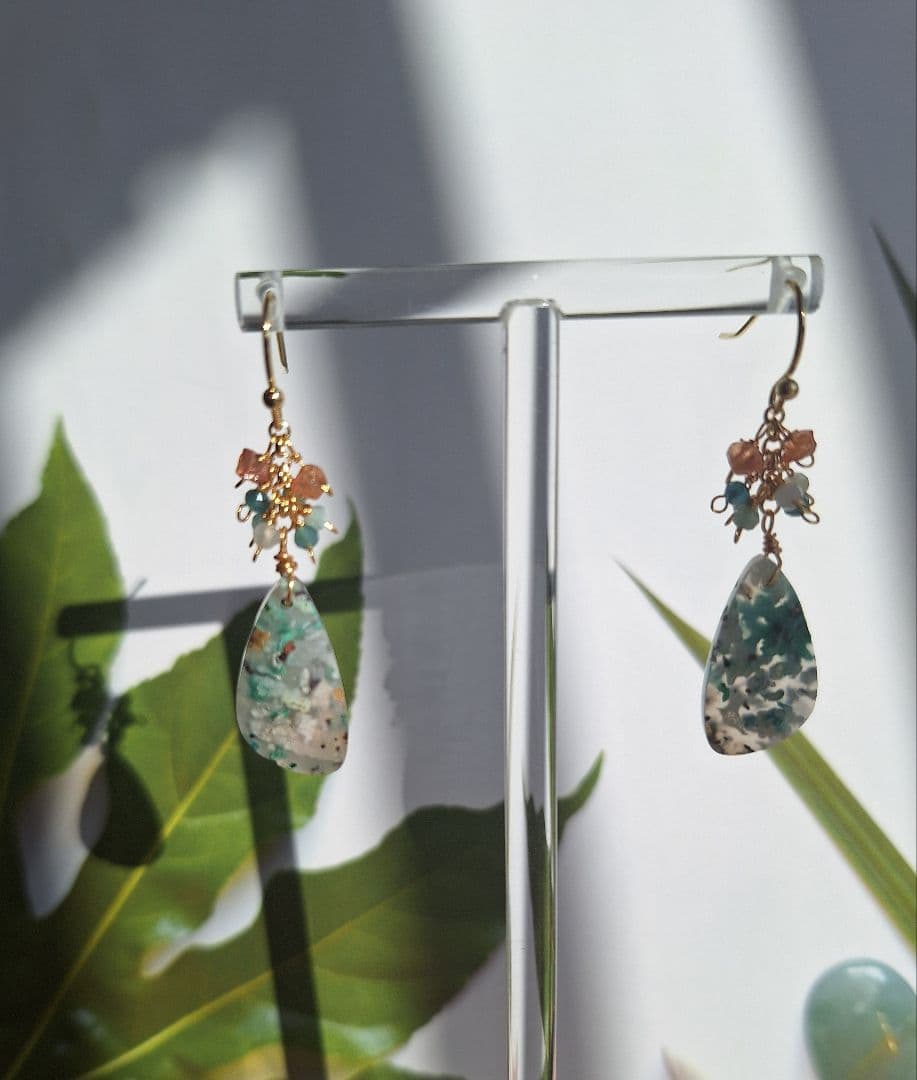 14kgfクリソコラコッパーインカルセドニー　ミントピアス