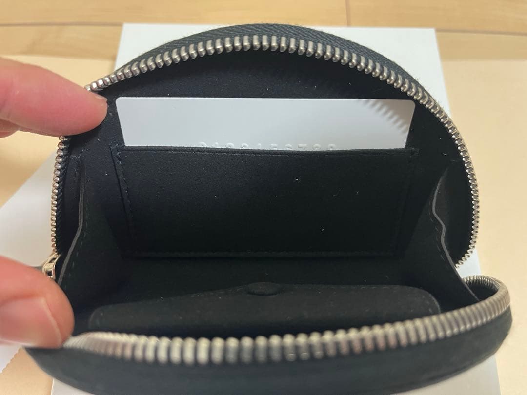 メゾンマルジェラ　ハーフムーン　ポーチ　MICRO HALFMOON POUCH