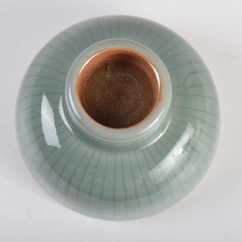 中国 龍泉窯 青磁人形手 刻寿字蓮弁文碗 V 8827 - メルカリ