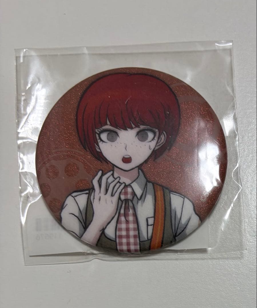 ダンガンロンパオンラインくじ D賞 グリッター缶バッジ 小泉真昼