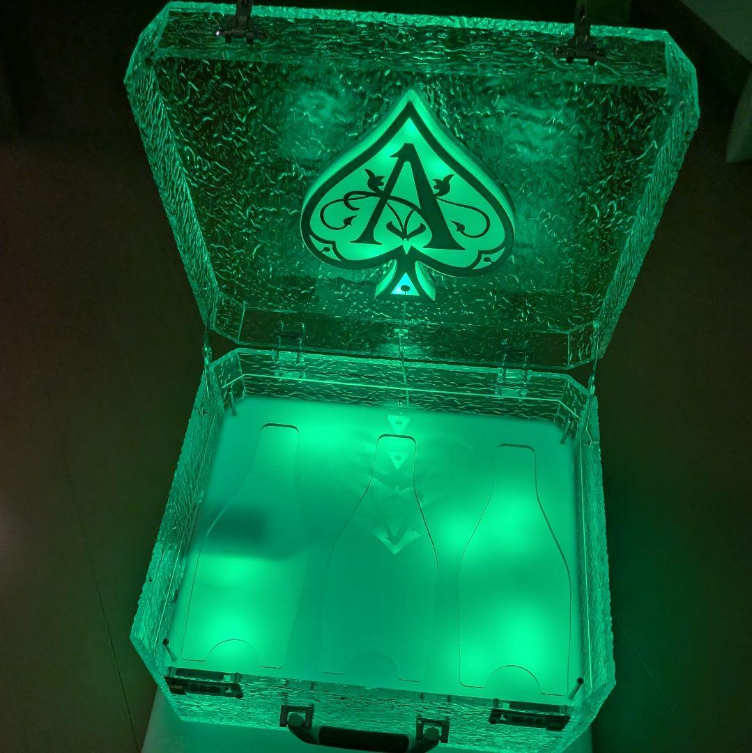 ボトルケース　LED　バレンタイン　アタッシュケース ディスプレイ シャンパン