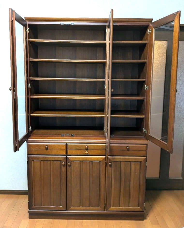 マルニ　食器棚