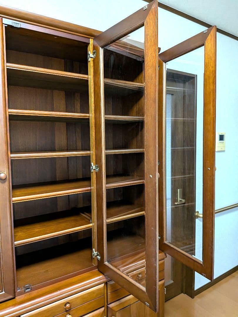 マルニ　食器棚