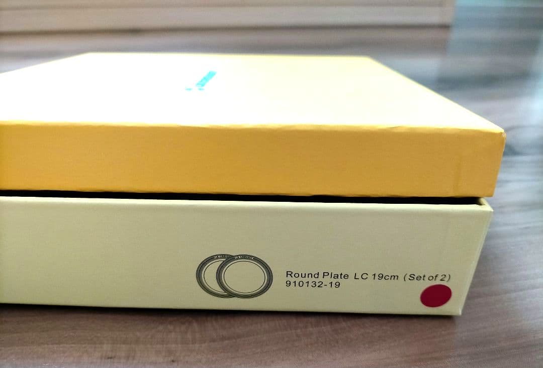 【特価✨️新品3点】ル・クルーゼEOSキャセロール＆ラウンドプレート(赤)