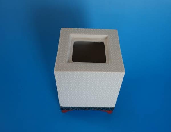 九谷焼 白七宝 栄峰作 角香炉 香炉 共箱 四方香炉 青粒鉄