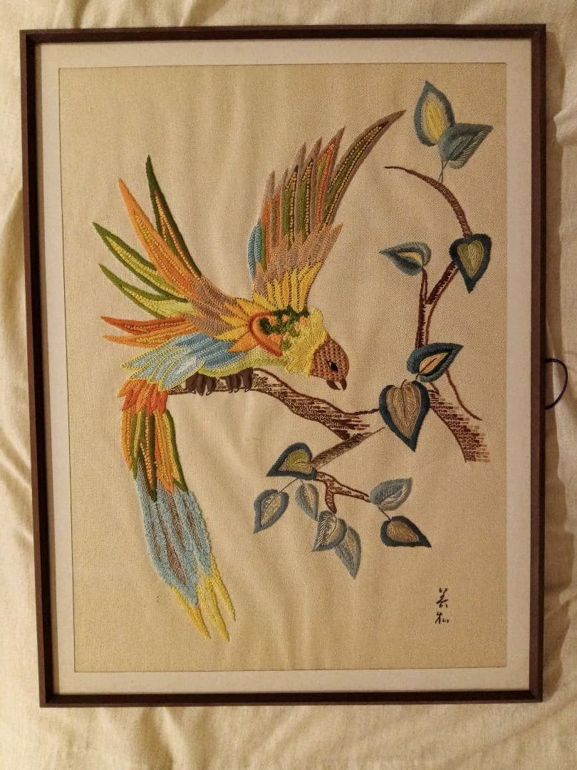 戸塚刺繍による作品「鳥」・額縁付 - メルカリ