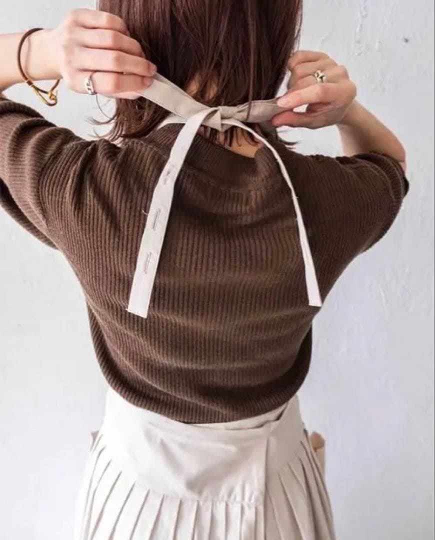 【sara BY RIS 】Flare design エプロン　ベージュ