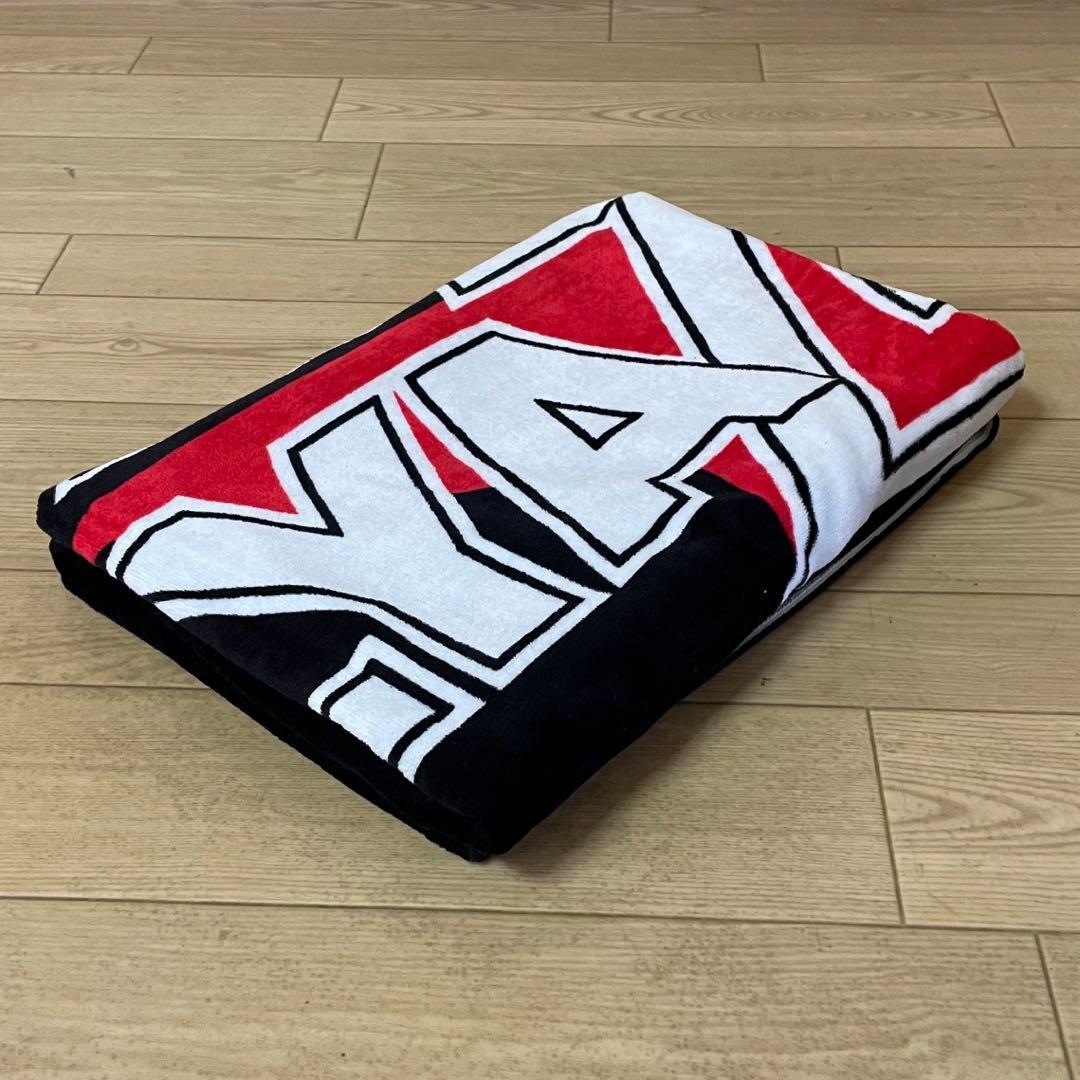 矢沢永吉/ スペシャルビーチタオル(ロゴ星) ブラック/ ホワイト