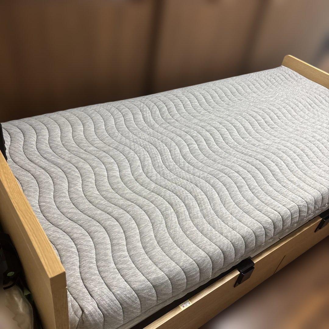 シングルベッド引き出し付き　電動　マットレス付き