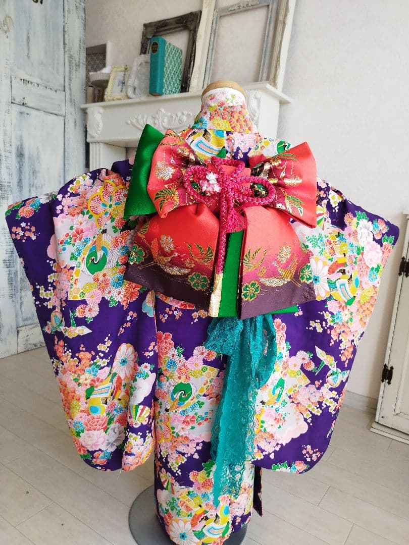 専用ですアンティーク紫にピンクブルー模様の着物