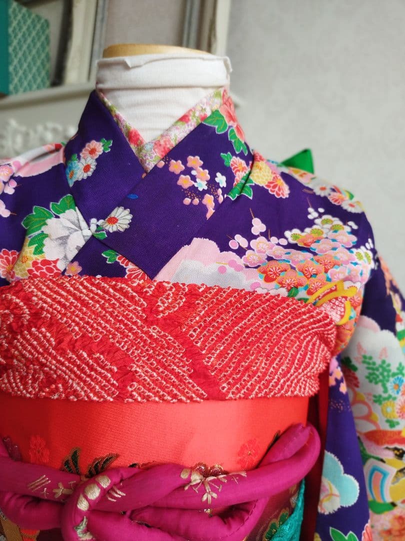 専用ですアンティーク紫にピンクブルー模様の着物